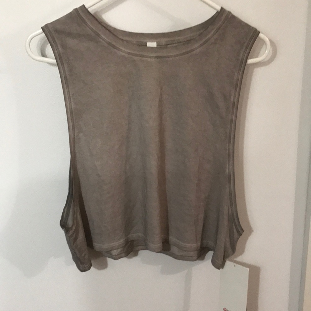 Lululemon size 12 muscle love crop tank gray new